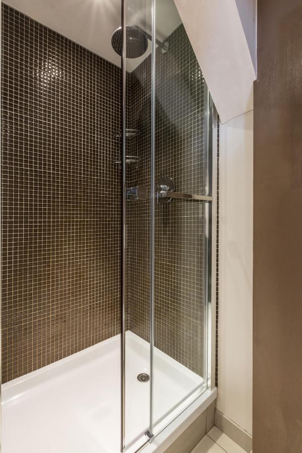 Apartment Vila 2 - Charming 2 Bedroom Haven In שאמוני מראה חיצוני תמונה